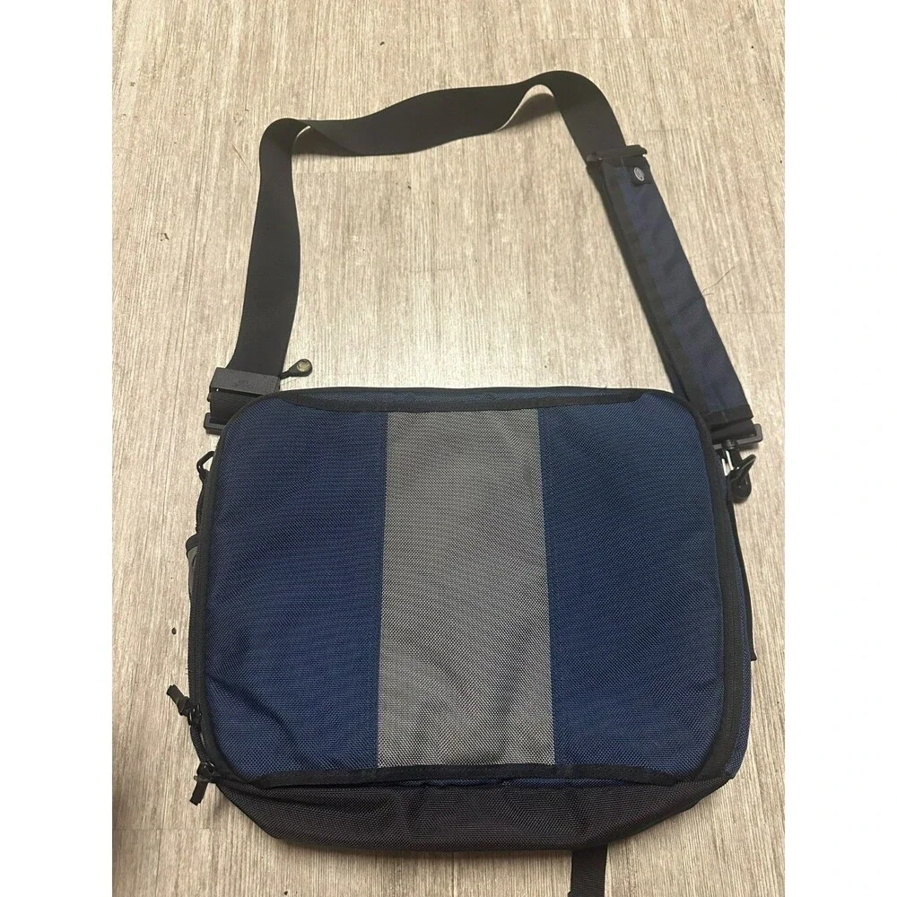 Timbuk2 messenger bag